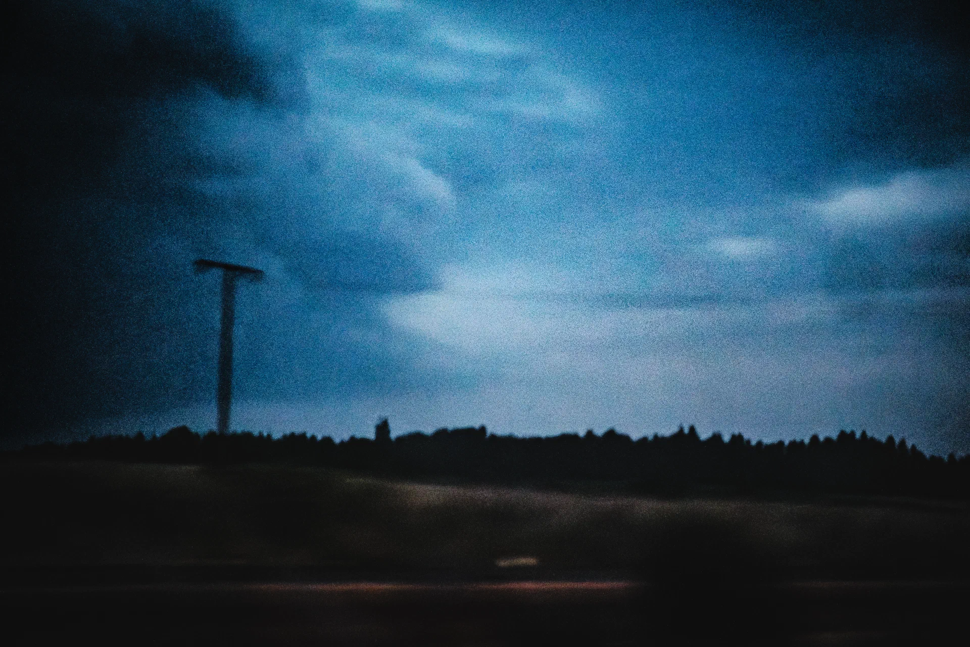 The Anxiety of Running Away From a Violent Storm portada